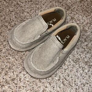 Children’s Place Toddler Shoe